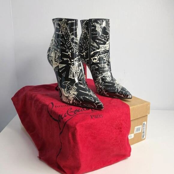Christian Louboutin So Kate 100 Graffiti Patented Ankle Bootie Black White 35.5